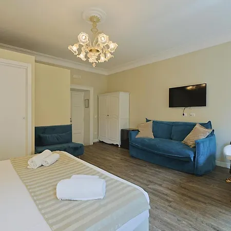 Art House Suites56 Via Del Babuino 56 Guest house Rome