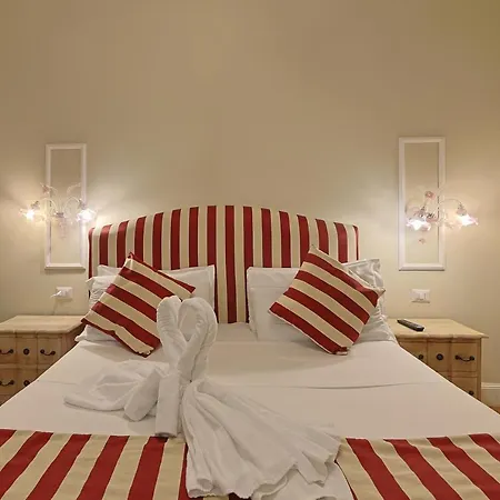 Art House Suites56 Via Del Babuino 56 Guest house